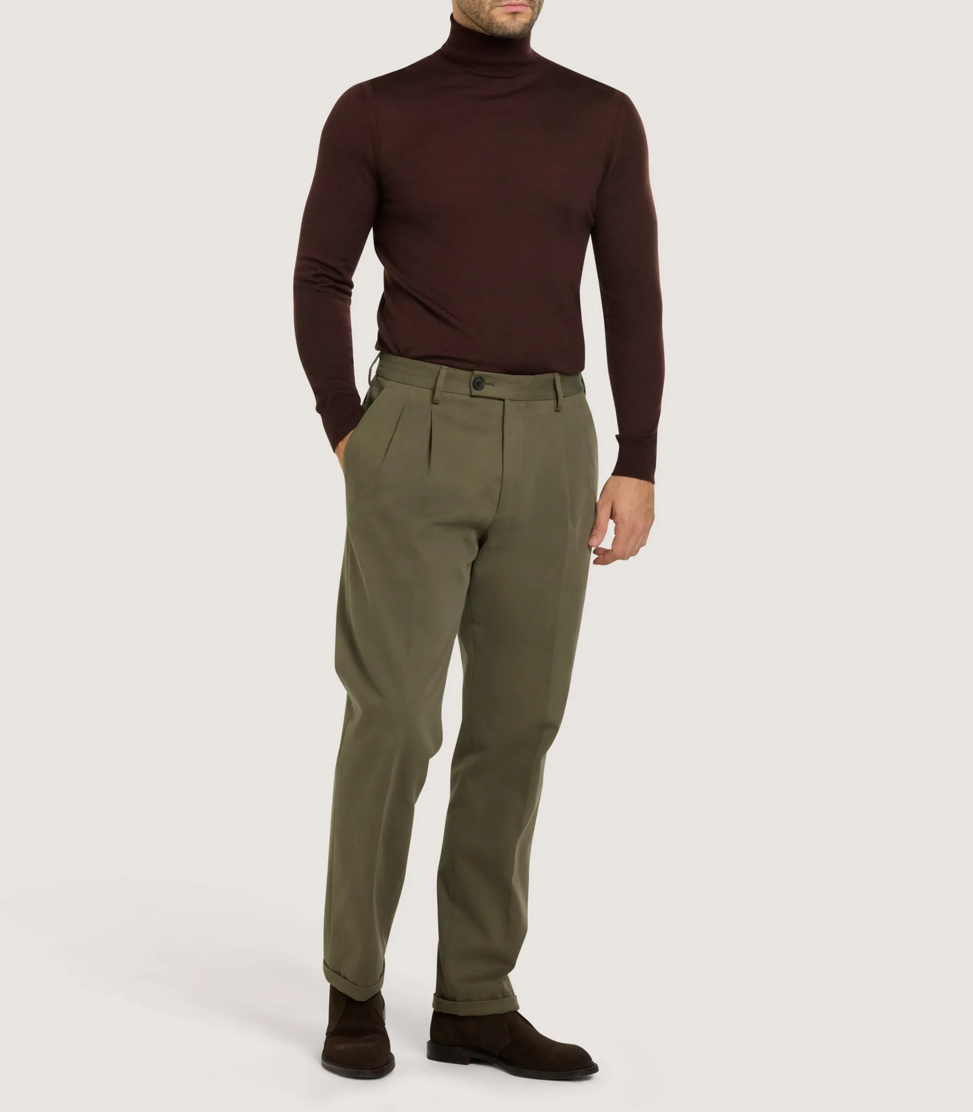 Knitwear|Purdey Men's Extra Fine Worsted Cashmere Seamless Turtleneck In Dark Umber